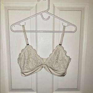 White lace bralette